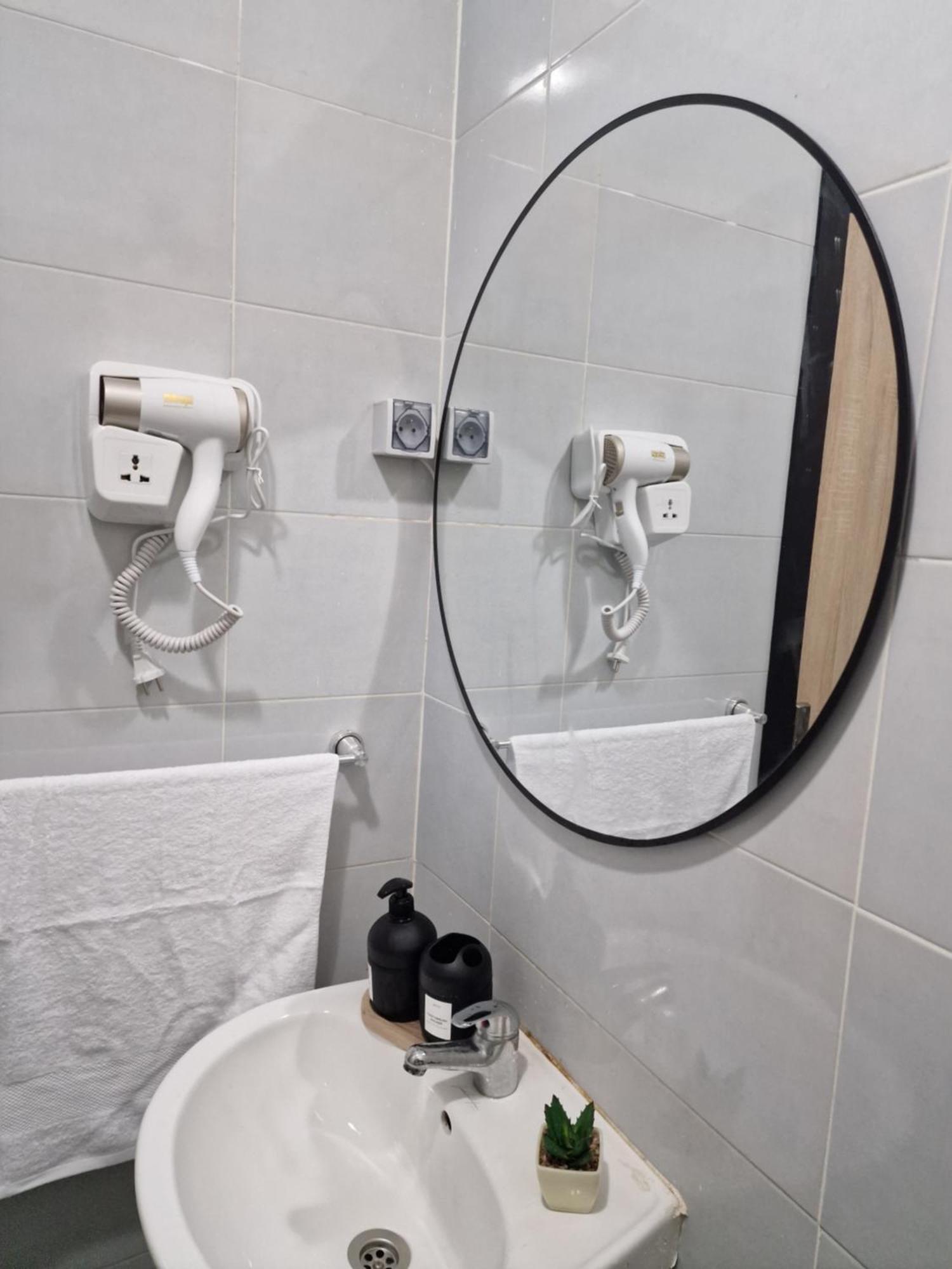 Cozy Apartment Sea And Airport Tanger Exterior foto